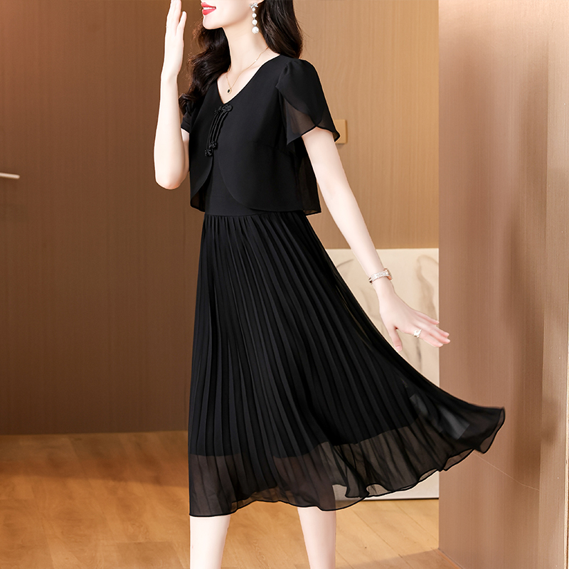 2025 Summer Solid Chiffon Casu - French Vintage Floral Midi Dress 评论和价格